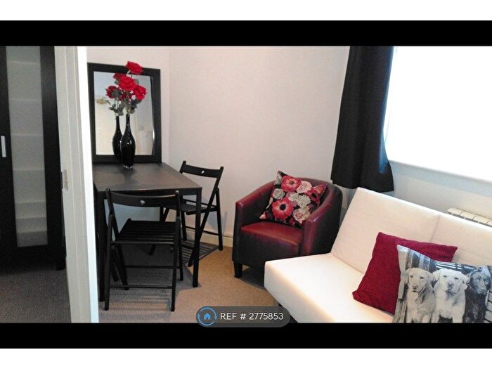 Studio To Rent In A, Ilkeston, DE7