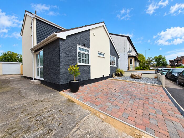 2 Bedroom Detached House For Sale In Station Road, Poulton-Le-Fylde, FY6