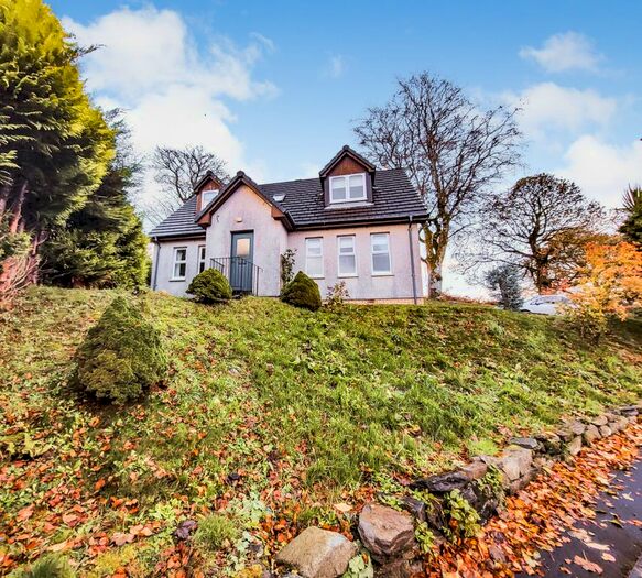 3 Bedroom Detached House For Sale In Ellary Place, Lochgilphead, Argyll, PA31