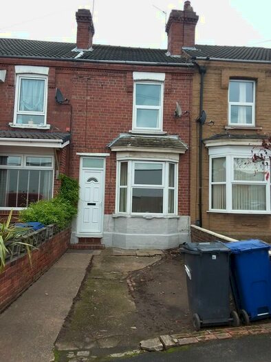 2 Bedroom Terraced House To Rent In Queens Road, DN1