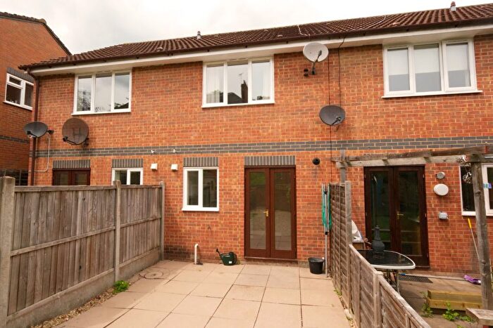 2 Bedroom Terraced House For Sale In Alexandra Lane, Malvern, WR14