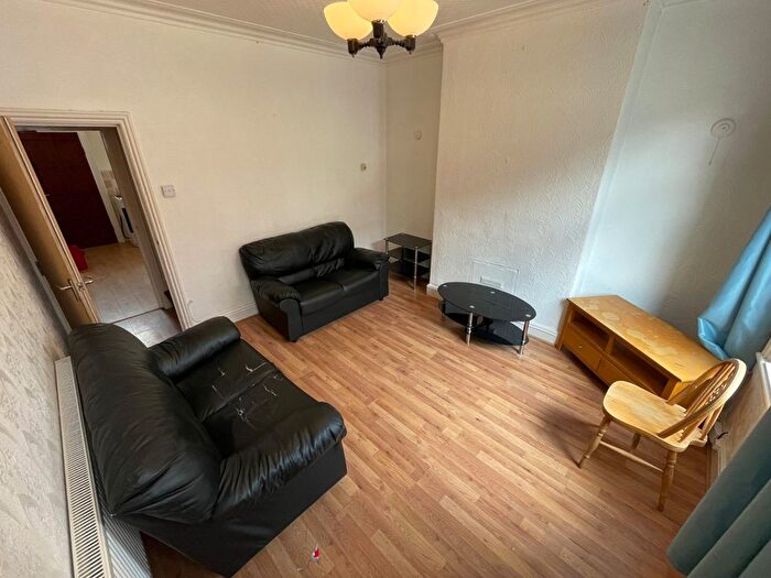 3 Bedroom Terraced House To Rent In Welton Grove, Leeds, West Yorkshire, LS6
