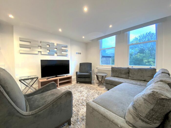 1 Bedroom Flat To Rent In Castlebar Road, London, W5