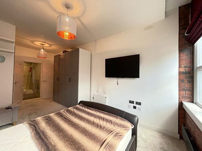 2 Bedroom Flat To Rent In Cotton Street, Manchester, M4