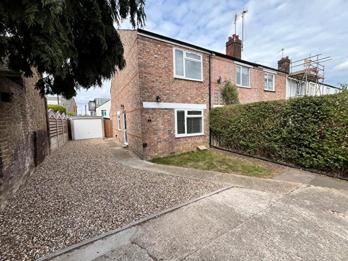 2 Bedroom End Of Terrace House To Rent In Lombardy Place, Chelmsford, CM1