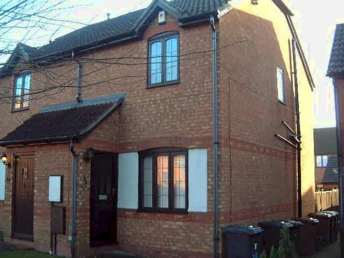 2 Bedroom Semi-Detached House To Rent In Ivybridge Close, Oakwood, Derby, Derbyshire, DE21