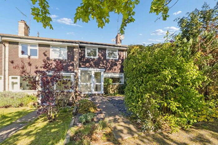 3 Bedroom Terraced House For Sale In Dukes Way, Berkhamsted, HP4