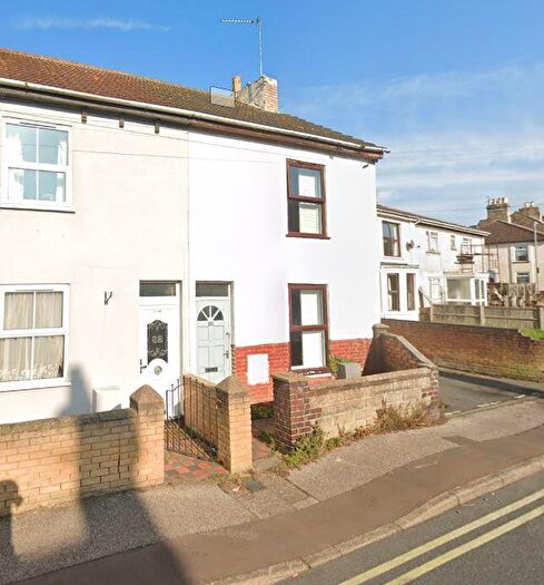 3 Bedroom Terraced House To Rent In Carlton Road, Lowestoft, NR33
