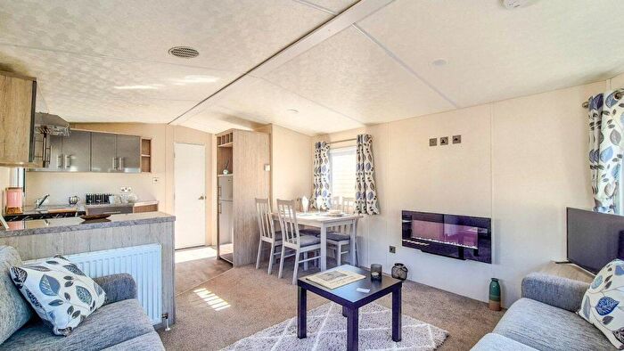 2 Bedroom Park Home For Sale In Suffolk Sands Holiday Park, IP11