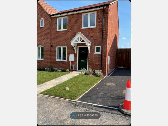 3 Bedroom Semi-Detached House To Rent In Allan Avenue, Littleover, Derby, DE23