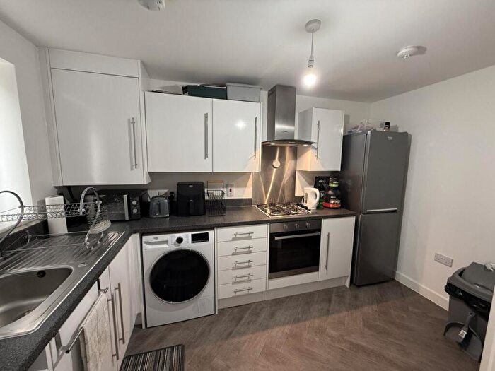 2 Bedroom Town House To Rent In Thompson Avenue, Edlington, DN12