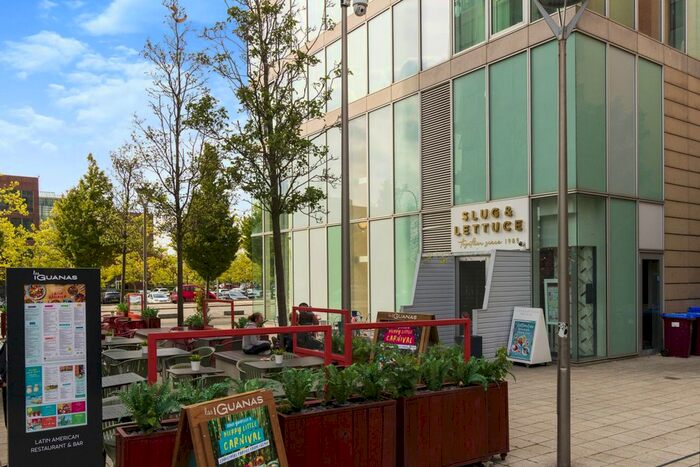 1 Bedroom Flat To Rent In Manhattan House, The Hub, MK9