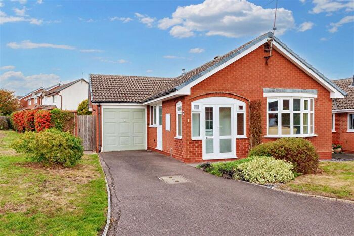 2 Bedroom Detached Bungalow For Sale In Hanson Avenue, Shipston-On-Stour, CV36