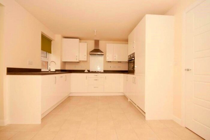 3 Bedroom Detached House To Rent In Twill Close, Nuneaton, Warwickshire, CV11