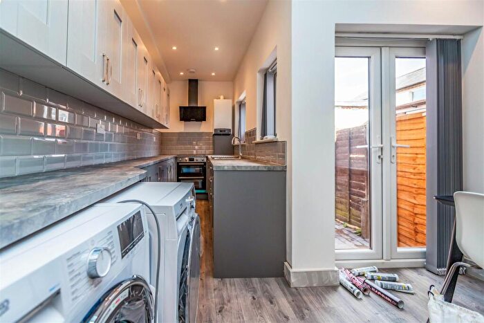 5 Bedroom House To Rent In Hubert Road, Birmingham, B29