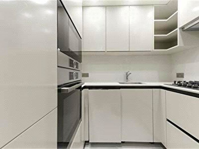 2 Bedroom Apartment To Rent In Finchley Road, Swiss Cottage, London, NW3