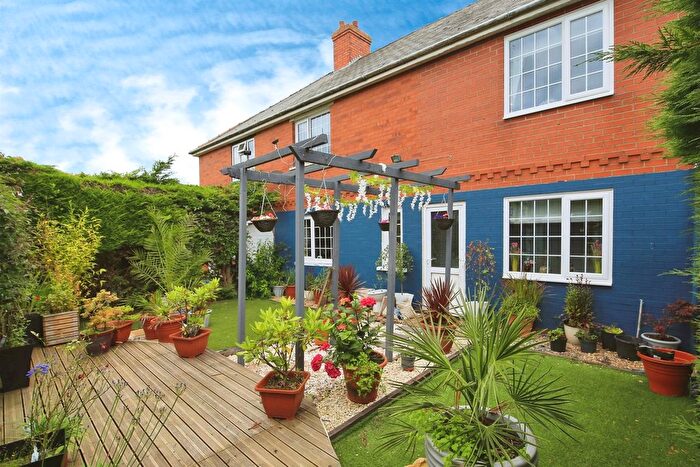 4 Bedroom Semi-Detached House For Sale In Banks Drove, Deeping St. Nicholas, Spalding, PE11