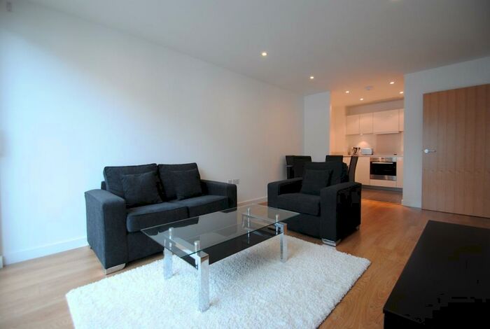 2 Bedroom Apartment To Rent In Waterhouse Apartments, Saffron Central Square, Croydon, CR0