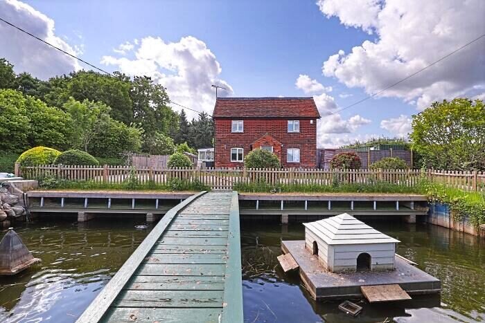 5 Bedroom Detached House For Sale In Carters Green, Matching Tye, CM17