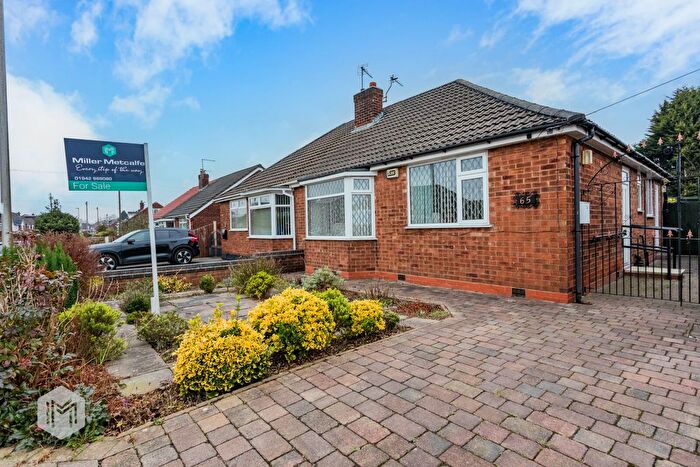2 Bedroom Bungalow For Sale In Heathfield Drive, Tyldesley, Manchester, Greater Manchester, M29