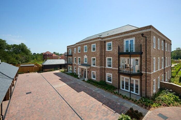 2 Bedroom Apartment For Sale In Lorimer Avenue, Alfold Road, Cranleigh, GU6
