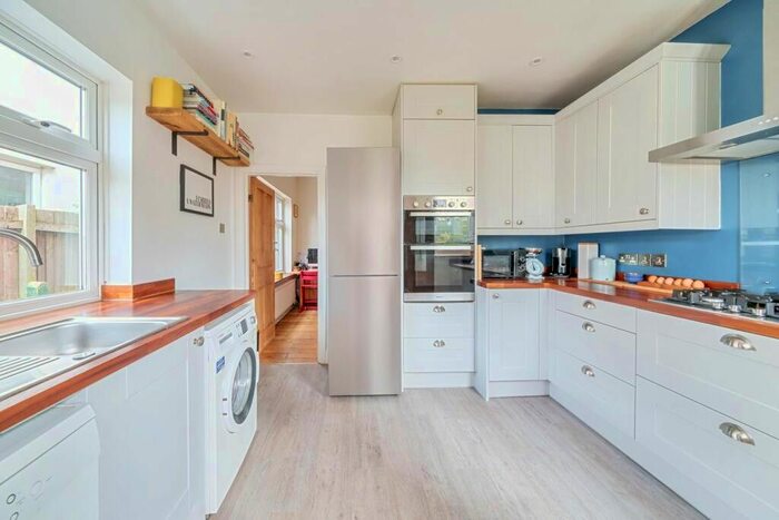 4 Bedroom Detached House To Rent In Purley Knoll, Purley, Surrey, CR8