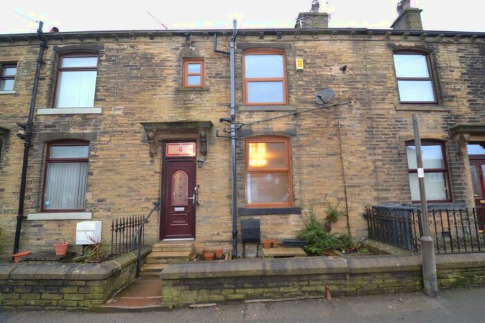 2 Bedroom Terraced House To Rent In Balmoral Place, Queensbury, Bradford, BD13