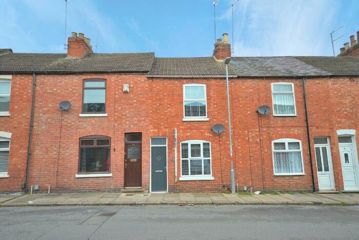 2 Bedroom Terraced House To Rent In Junction Road, Northampton, NN2