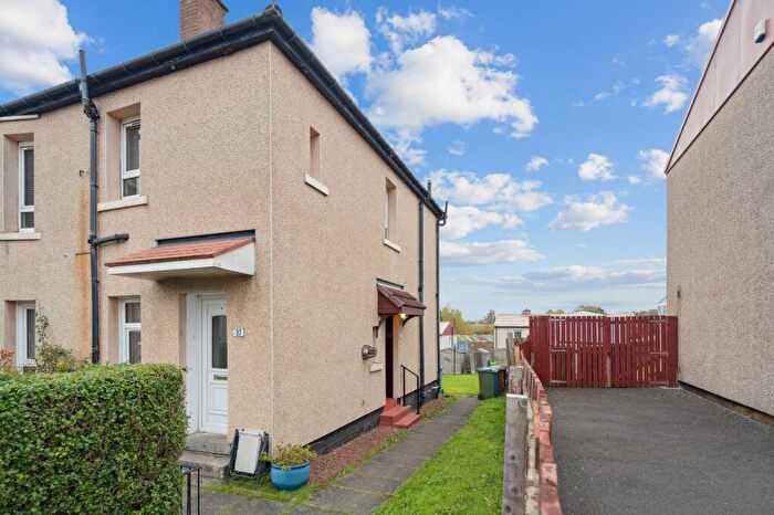 2 Bedroom Apartment To Rent In Ashgill Road, Glasgow, Scotland, G22