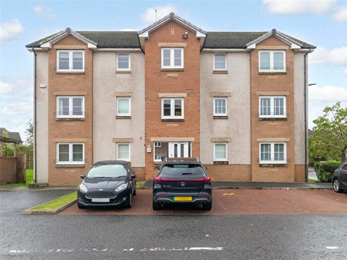 2 Bedroom Flat For Sale In Kilpatrick Court, Stepps, Glasgow, North Lanarkshire, G33