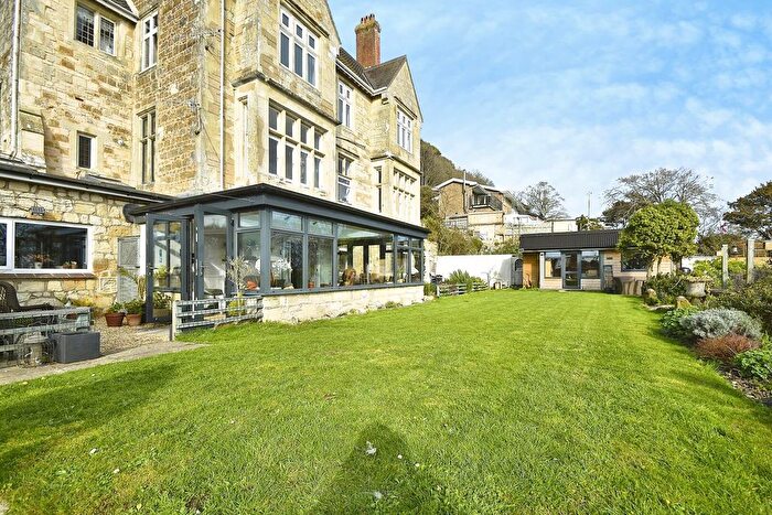 2 Bedroom Flat To Rent In Maples Drive, Bonchurch, Ventnor, PO38