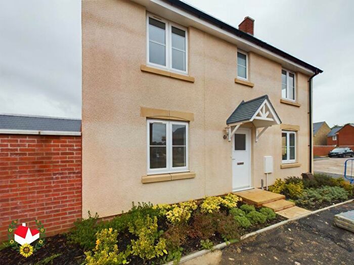 3 Bedroom Terraced House To Rent In Cosford Road, Innsworth, GL3