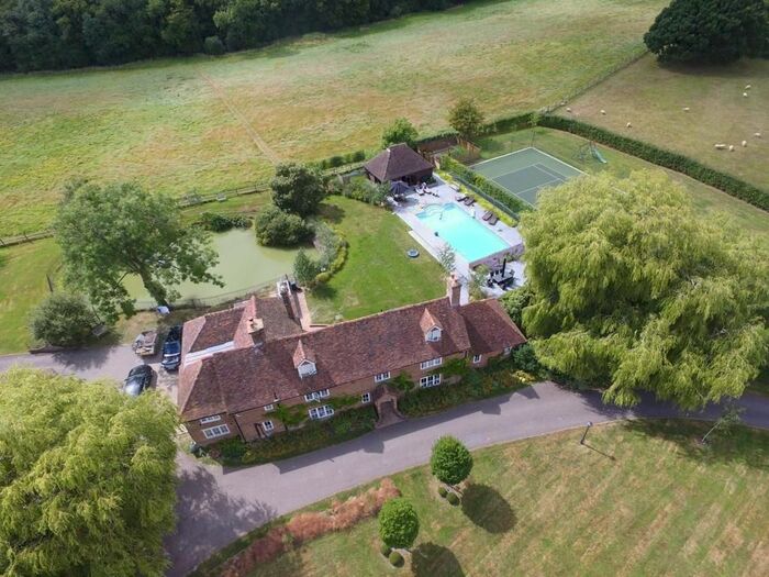 6 Bedroom Property To Rent In Harbourne Lane, High Halden, Ashford, TN26