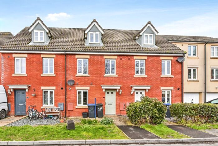 3 Bedroom Town House For Sale In Primmers Place, Westbury, BA13