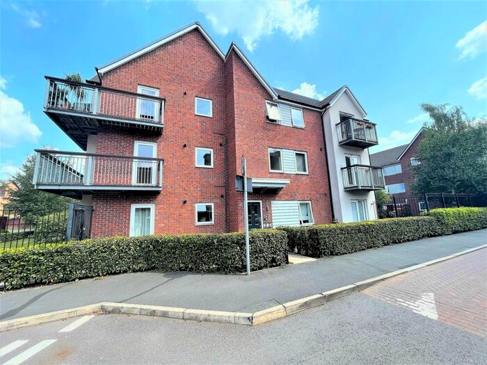 2 Bedroom Flat To Rent In Highmarsh Crescent, West Didsbury, Didsbury, Manchester, M20