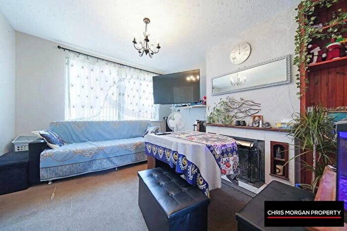 3 Bedroom End Of Terrace House For Sale In Eastvale Avenue, Dungannon, BT71
