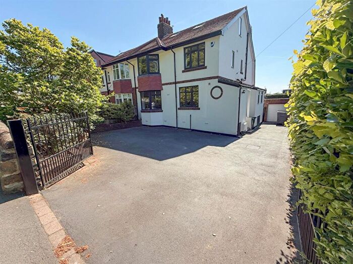 5 Bedroom Semi-Detached House To Rent In Parkside Road, Meanwood, Leeds, West Yorkshire., LS6