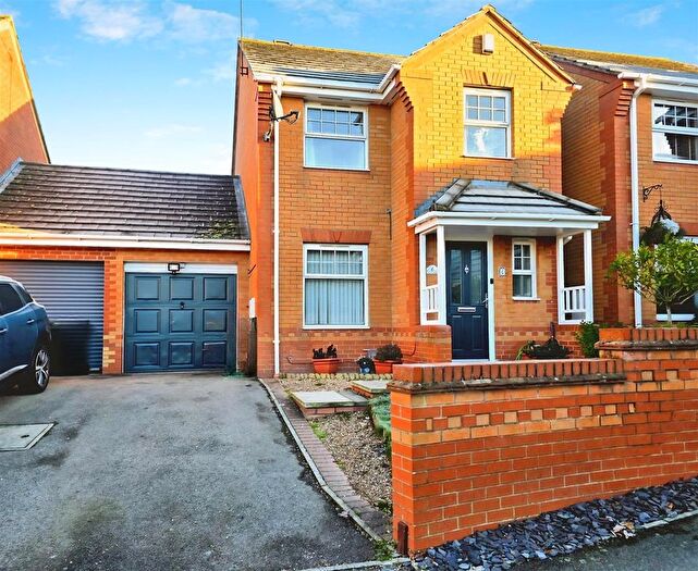 3 Bedroom Detached House For Sale In Horseshoe Close, Cosby, Leicester, LE9