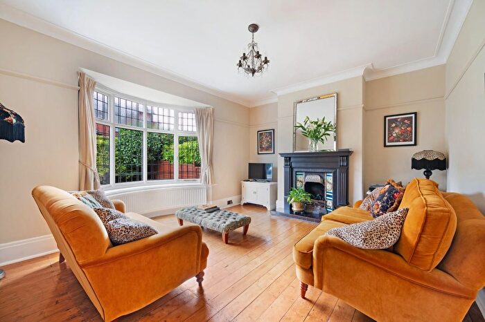 3 Bedroom Semi-Detached House For Sale In Westcliffe Road, Bolton, BL1