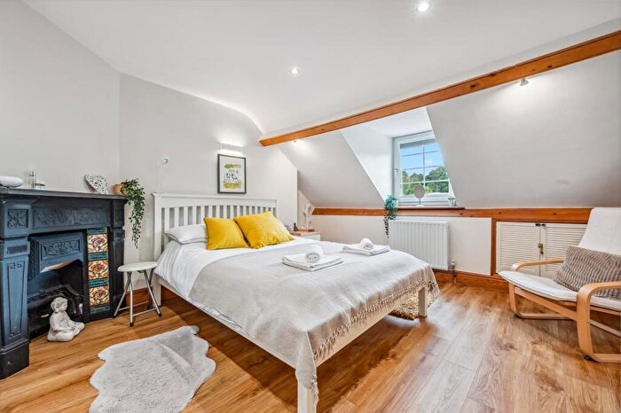 2 Bedroom Apartment For Sale In The Bank, Stoney Middleton, Hope Valley, S32