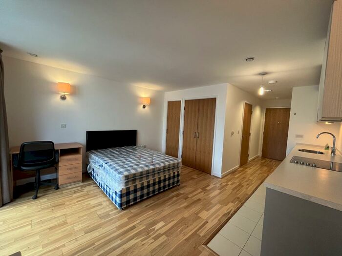 Studio To Rent In Empire Way, Wembley, HA9