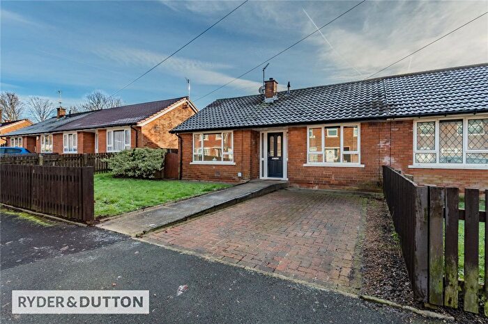 2 Bedroom Bungalow For Sale In Cedar Lane, Newhey, Rochdale, Greater Manchester, OL16