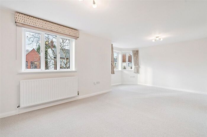 1 Bedroom Flat To Rent In Saxon Court, Headington, OX3