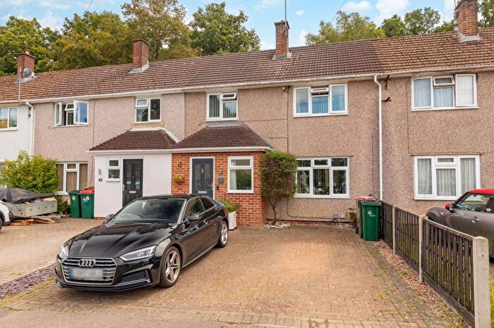3 Bedroom Terraced House For Sale In Cloverlands, Crawley, RH10
