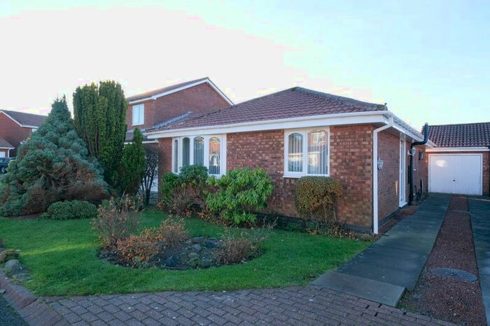 2 Bedroom Detached Bungalow To Rent In Gloster Park, Amble, Morpeth, NE65