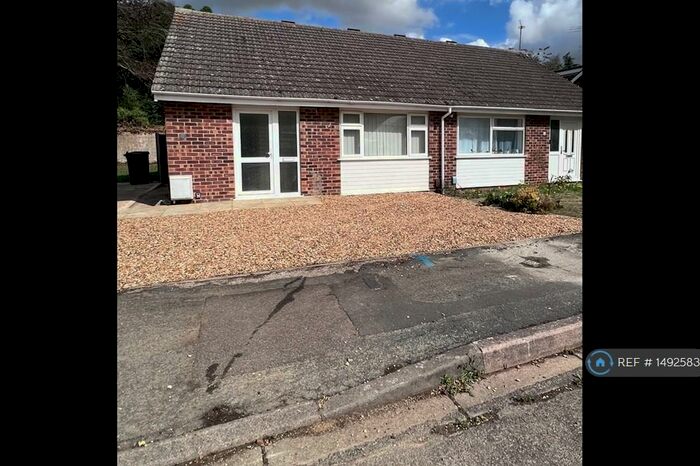 2 Bedroom Semi-Detached House To Rent In Blackhall Road, Cambridge, CB4