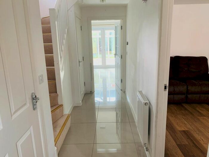 4 Bedroom Detached House To Rent In Bentley Road, Castle Donington, Derby, DE74