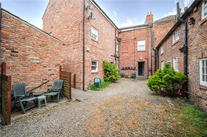 Apartment For Sale In High Skellgate, Ripon, North Yorkshire, HG4