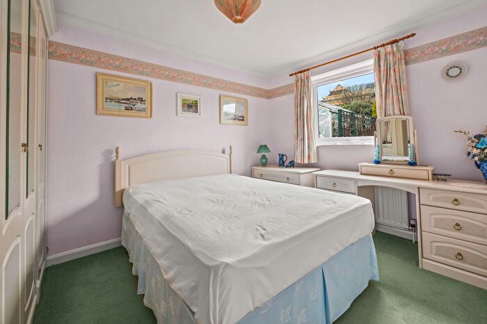 4 Bedroom Detached House For Sale In Green Park Way, Chillington, TQ7