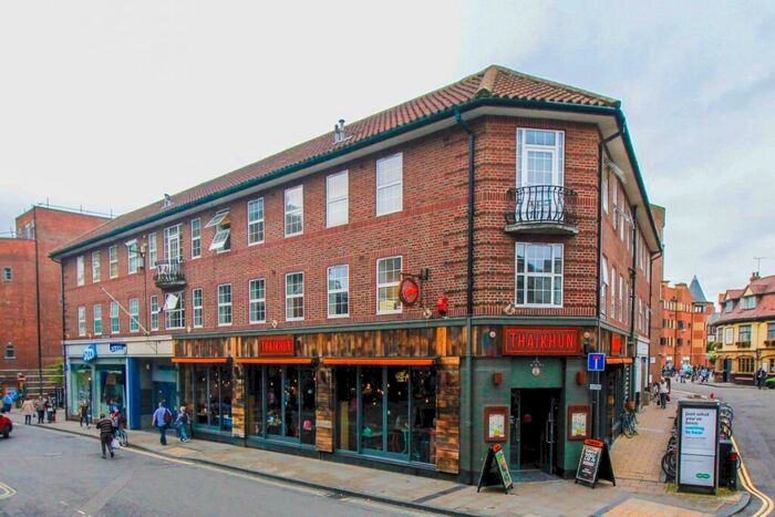 1 Bedroom Apartment To Rent In George Street, City Centre, OX1